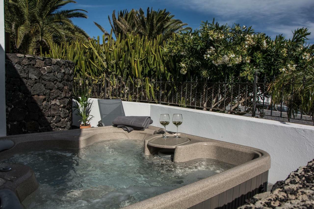 Casa Tahiche - Jacuzzi, Wifi & Bbq Villa Dış mekan fotoğraf